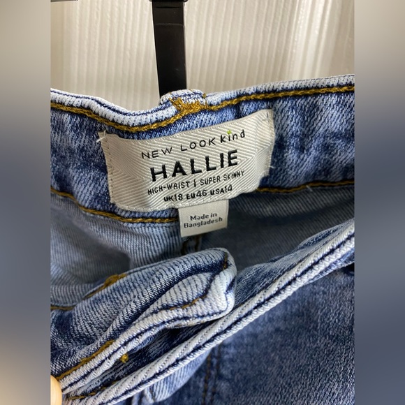 Woman’s skinny high waist blue jeans - Picture 3 of 4